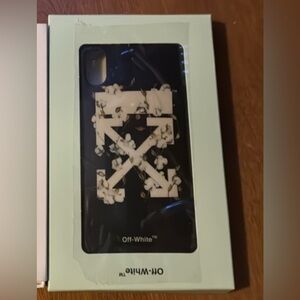 Off-White Black and White Floral Arrow Phone Case